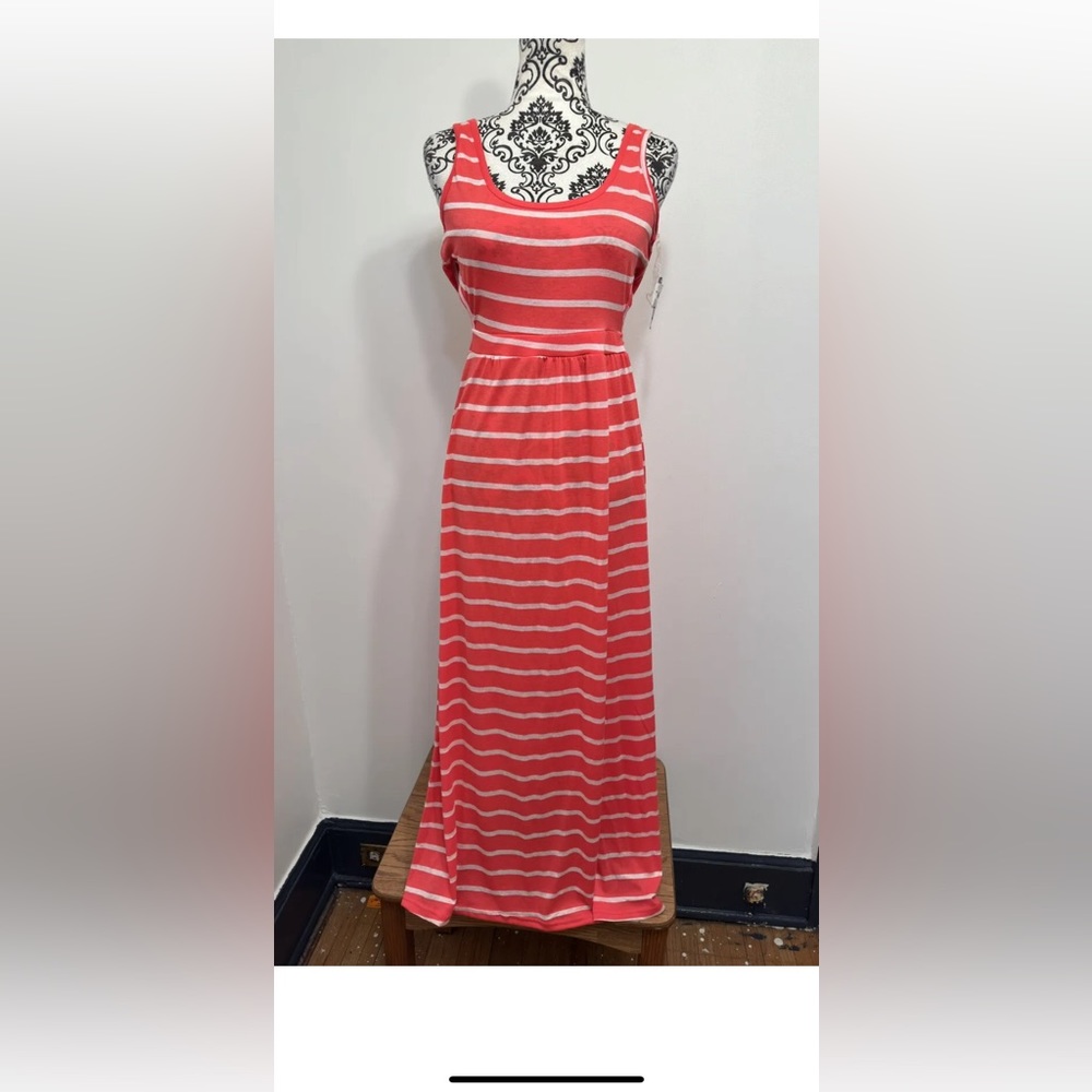 love women’s red/orange stretch striped sleeveless dress size xl.